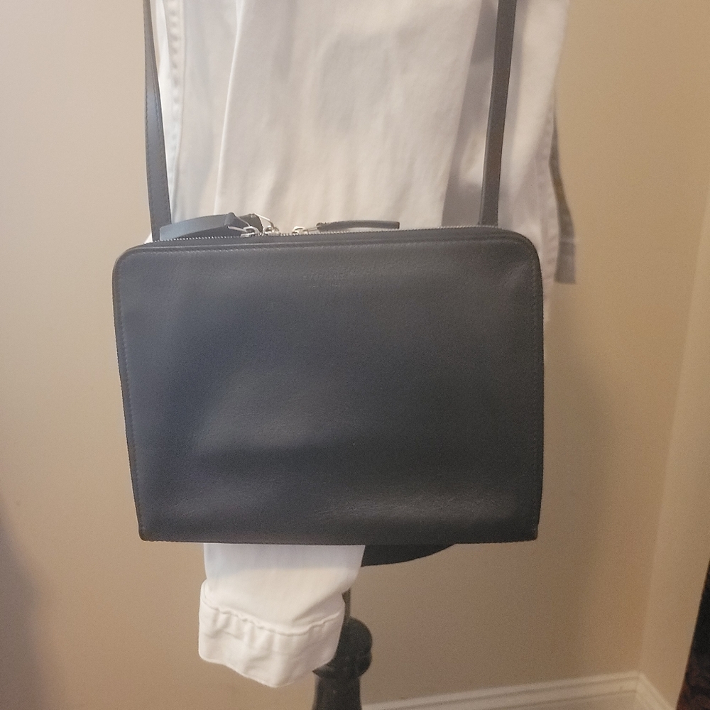 Everlane Black Leather Crossbody - Picture 3 of 15